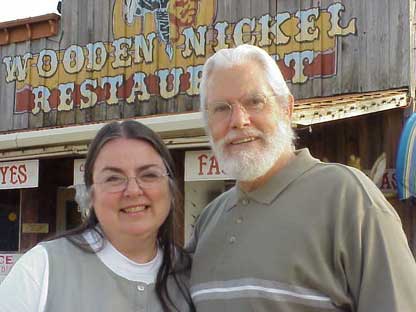 Aileen and Elkin, photo by Jerry Wright 